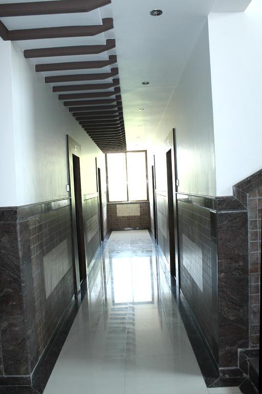 Oyo 4316 Hotel Sai Empire Shirdi Zewnętrze zdjęcie